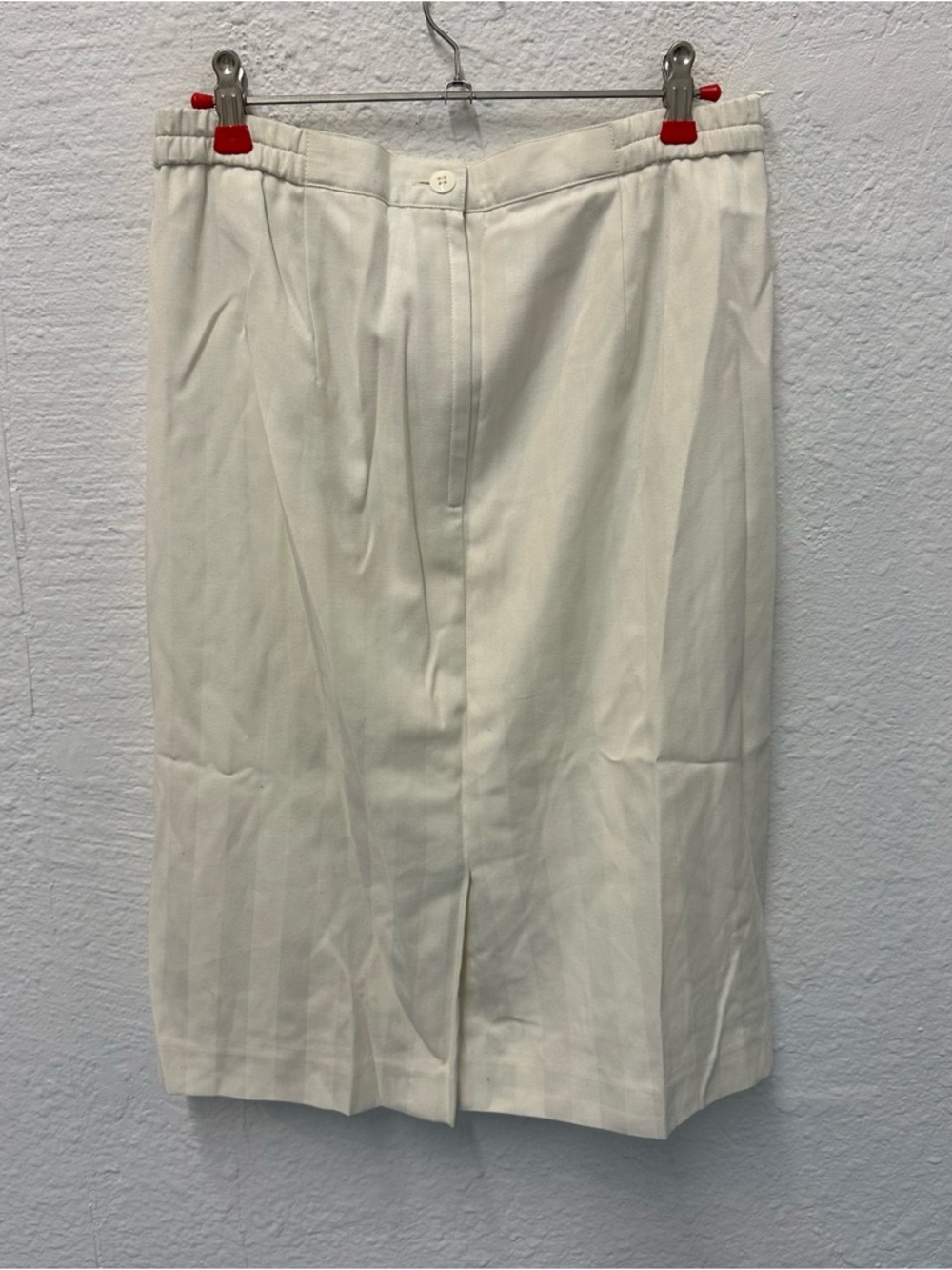 80’s Vintage Worthington Cream Pencil Skirt with Front Pleat